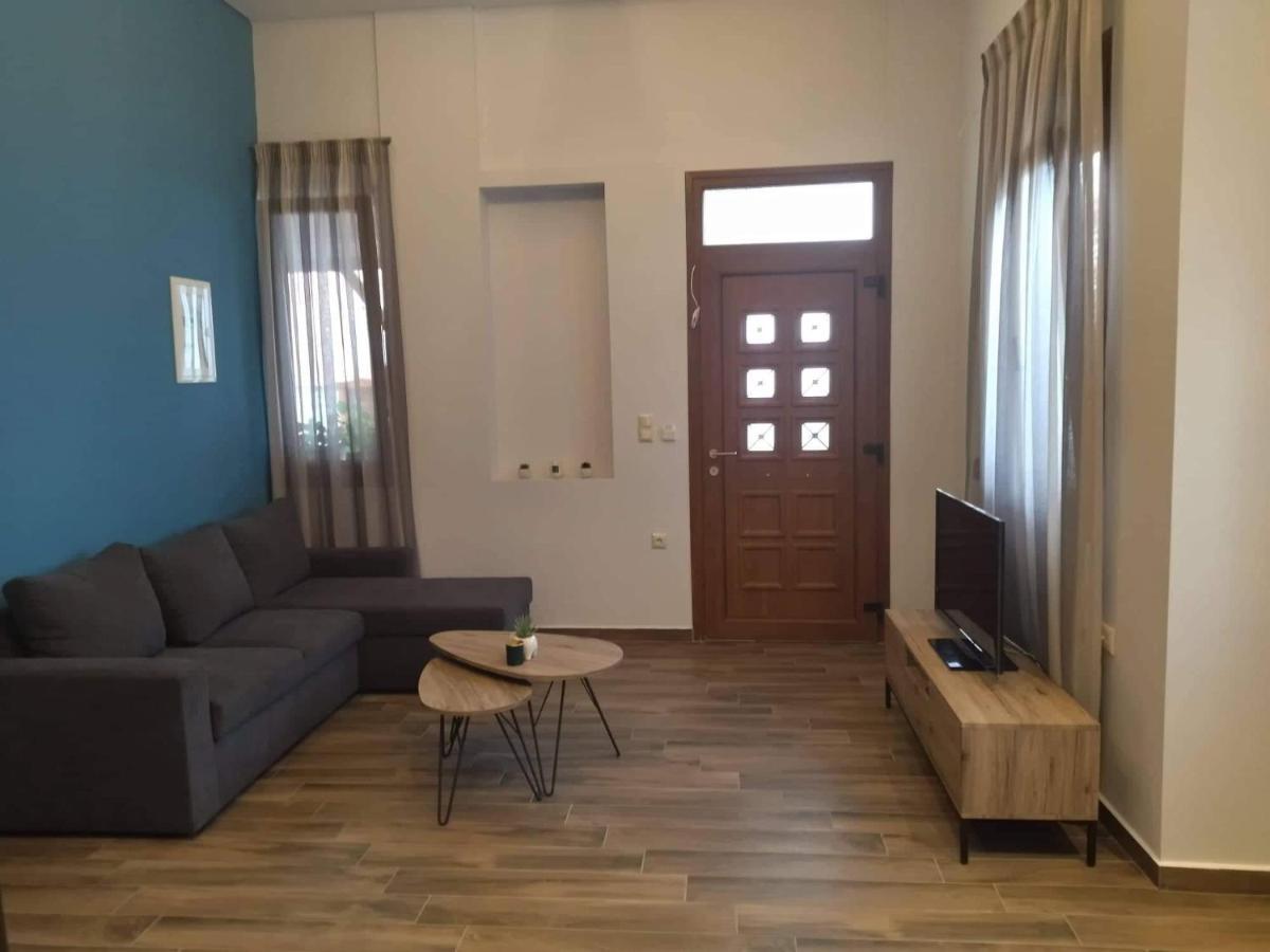 Plumbago Apartment Theologos  外观 照片