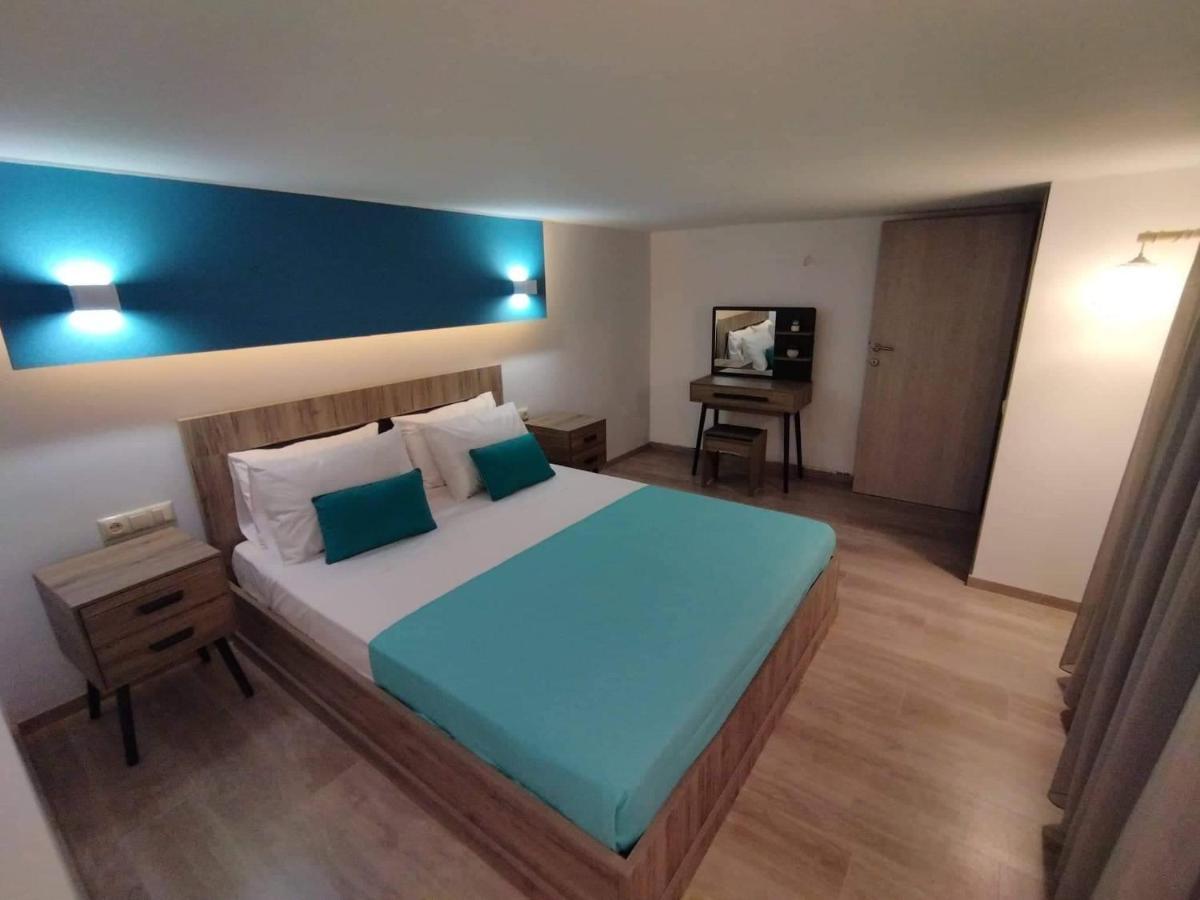 Plumbago Apartment Theologos  外观 照片